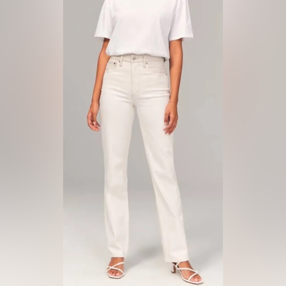 Abercrombie & Fitch Women's 90s Straight Ultra High Rise Cream Faux Leather Jean